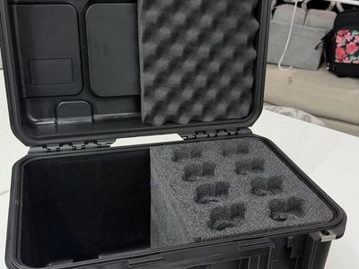 SKB 8 Mic Case