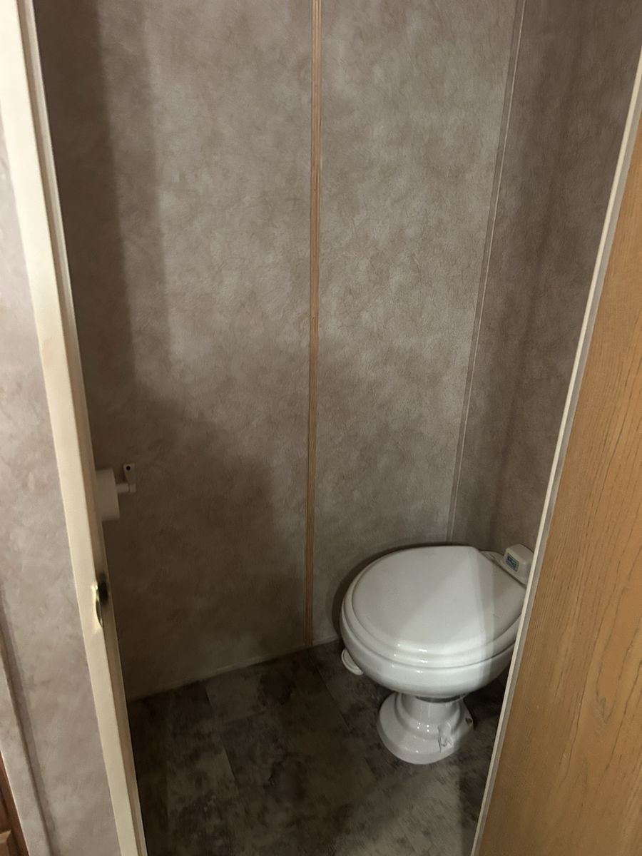 Main image 10