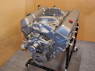 Chevy 305 engine