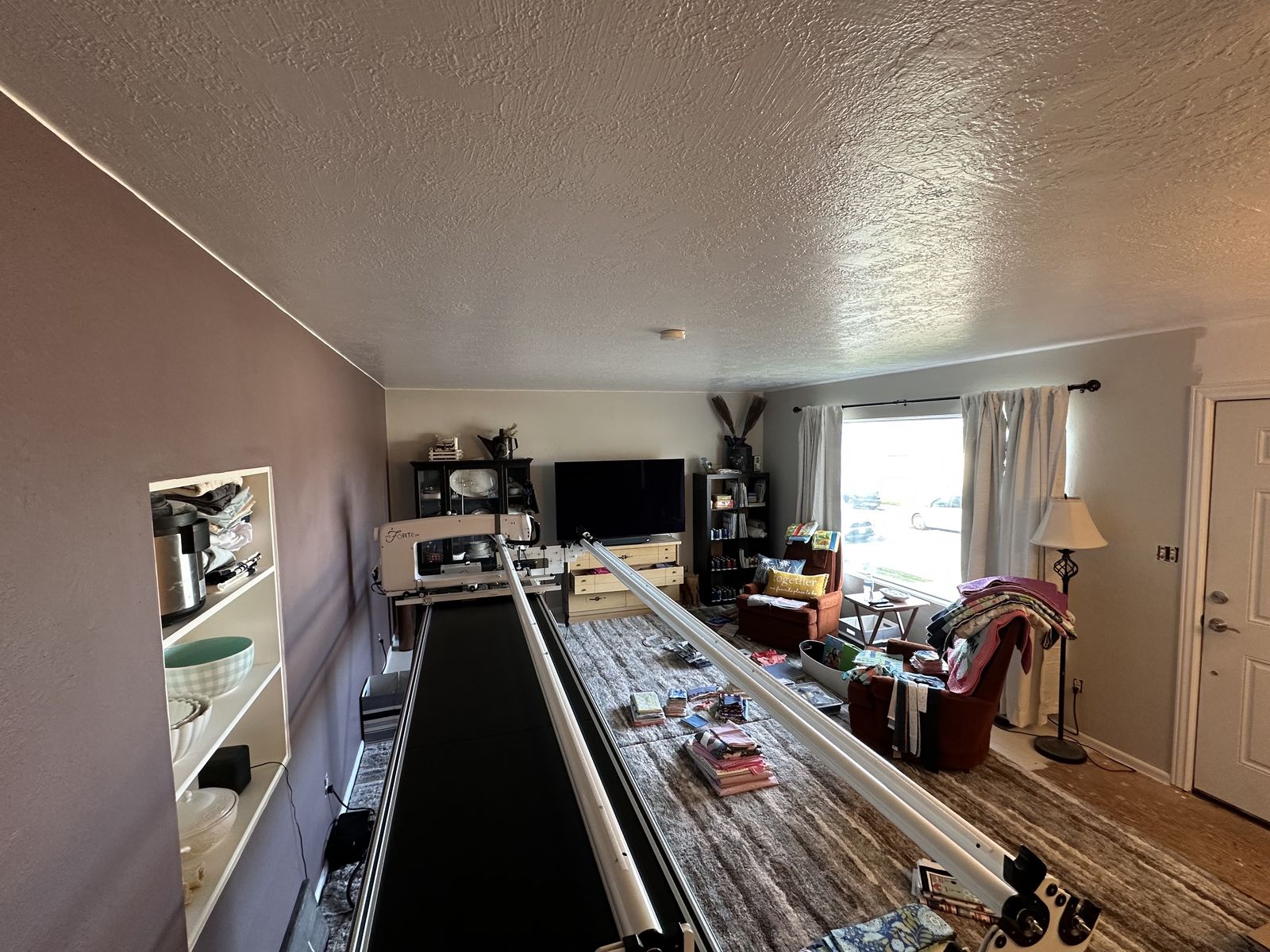 Main image 3