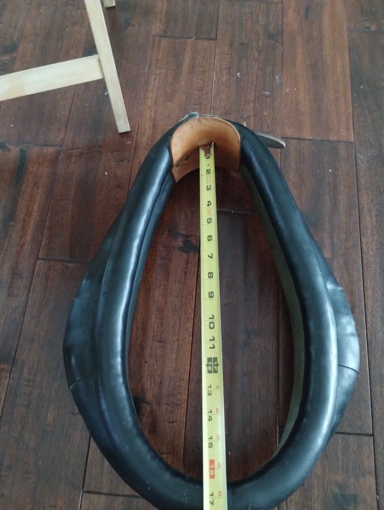 Vintage Leather Horse Draft Collar Harness 17 Inch