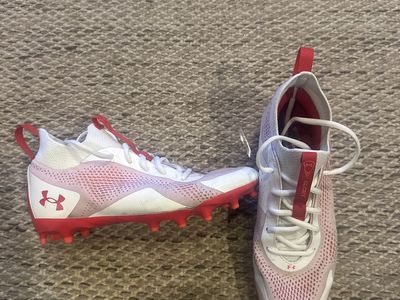 8.5 Womens Under Armour Lacrosse Shoe