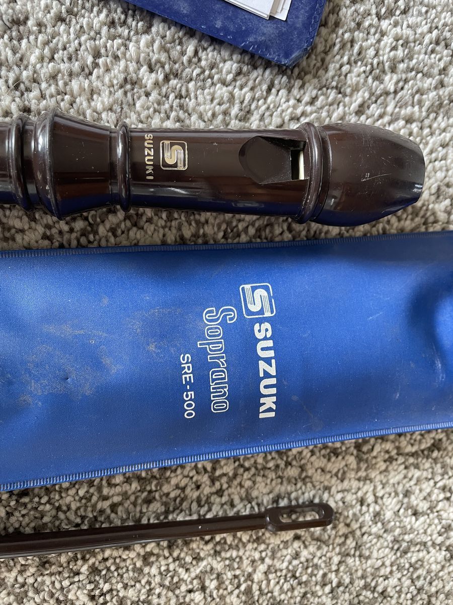 Suzuki soprano recorder SRE-500