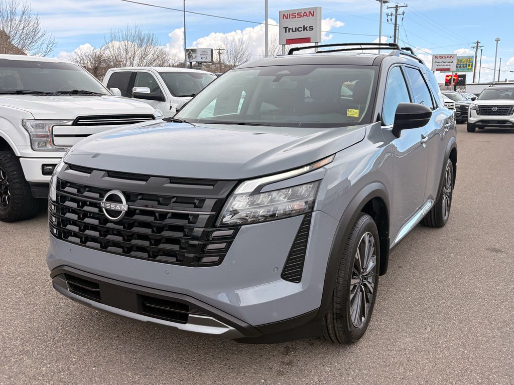 2026 Nissan Pathfinder Platinum