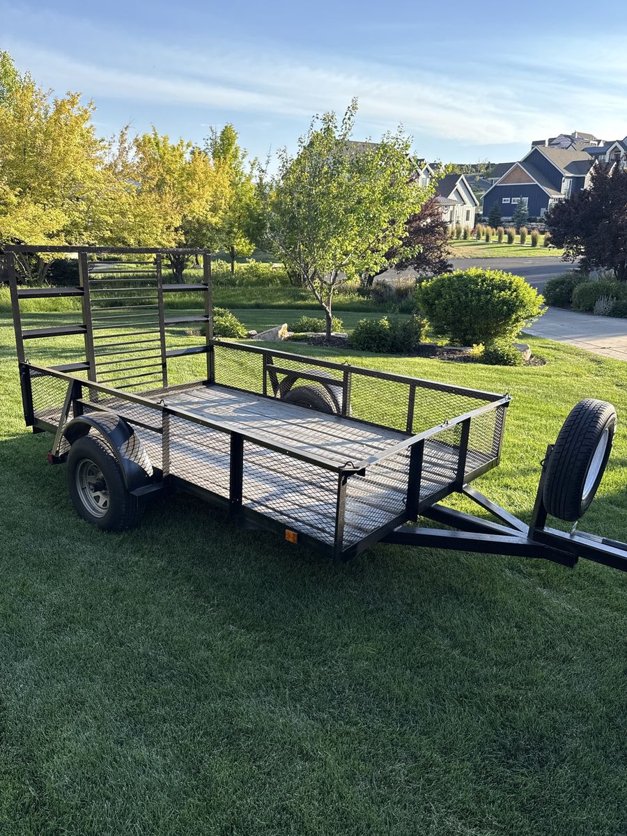 6x10 trailer in great shape!!