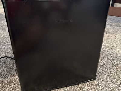 Mini fridge just in time for your dorm. Hardly used. Great condition- like new