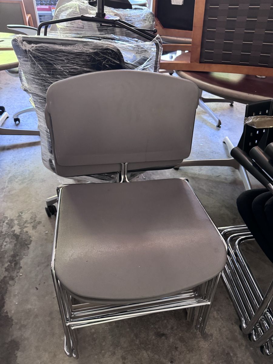 Stackable Gray Plastic Chair with Chrome Frame - Durable & Space-Saving Seating Solution