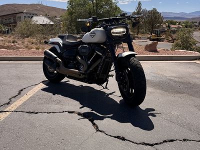 2018 Harley-Davidson Fat Bob 114, Denim White, Vance & Hines Exhaust, 3,705 Miles