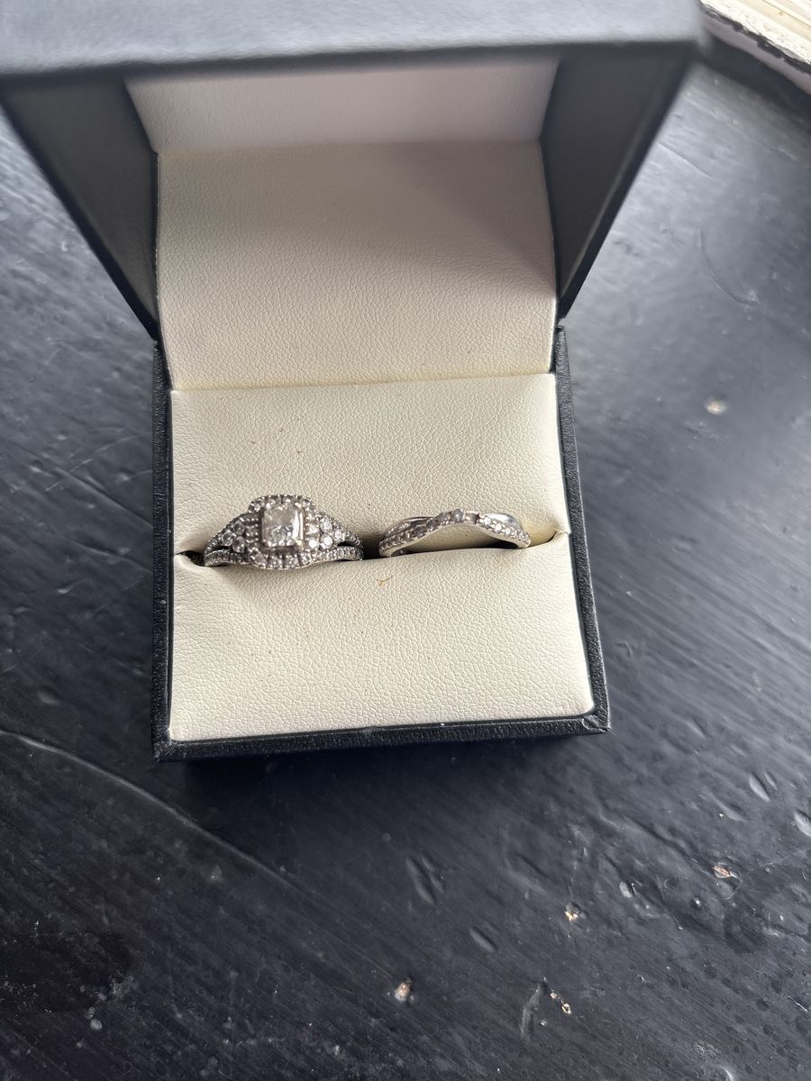 Wedding Ring Set