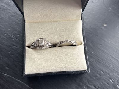 Wedding Ring Set