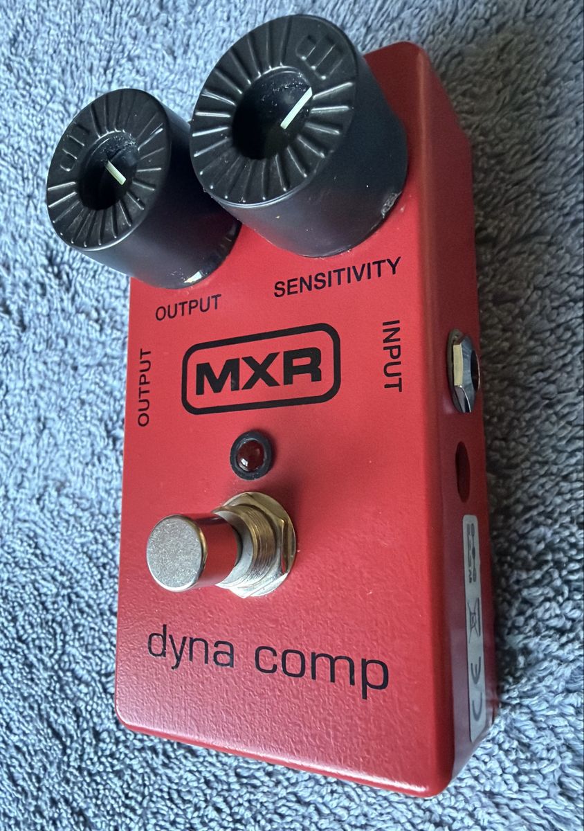 MXR Dyna Comp Compressor Guitar Pedal 