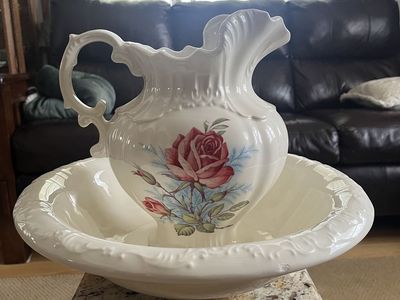 Lovely Matching Pitcher and Bowl Set