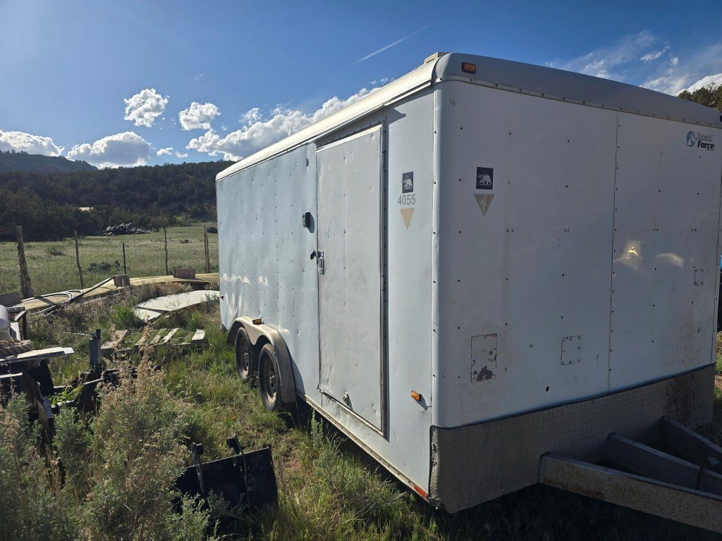 Enclosed construction tool trailer