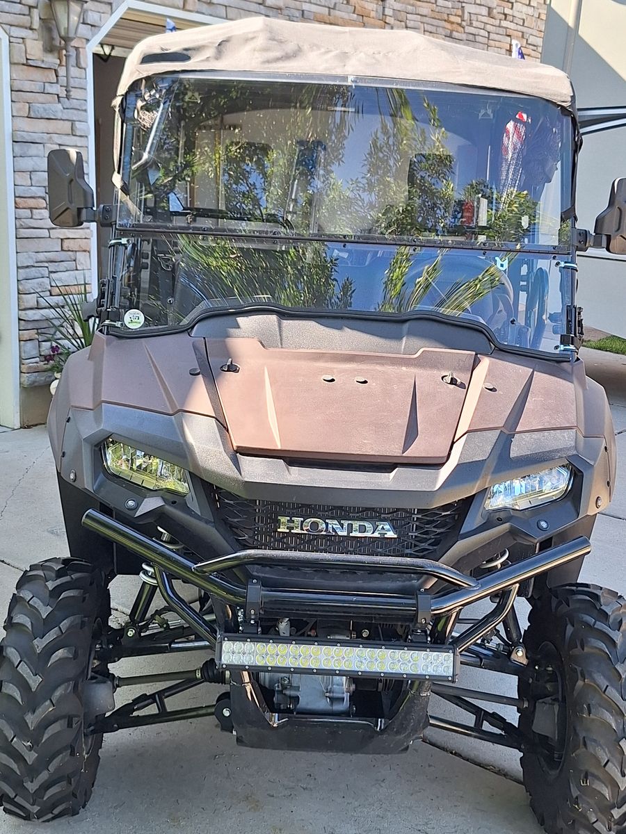 2022 Honda Pioneer 4 Deluxe