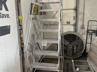 8 Step Aluminum Rolling Warehouse Step Ladder