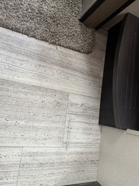 Main image 4