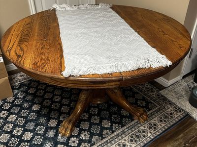 Vintage 1950s Solid Oak Dining Table with Lion's Paw Feet, 4.5' Round + 2.5' Leaf