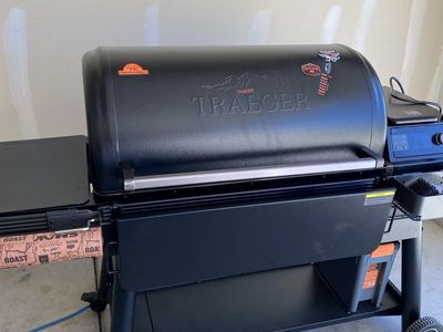 Traeger Ironwood Pellet Grill in Used like new Good Condition