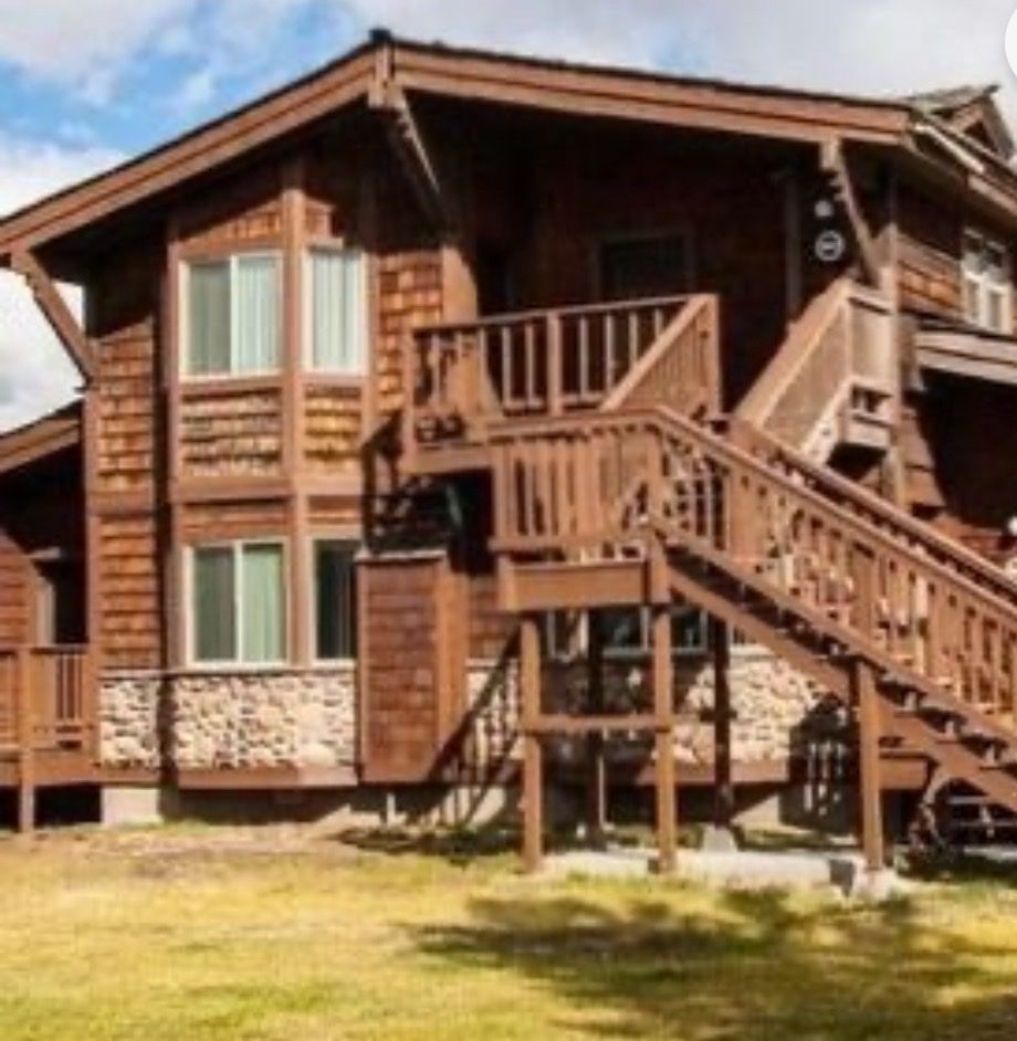 Timbers at Island park 2 bed condo sleeps 6 august 4-8