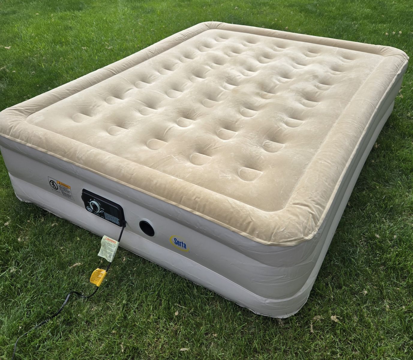 Serta Self Infalting Air Mattress