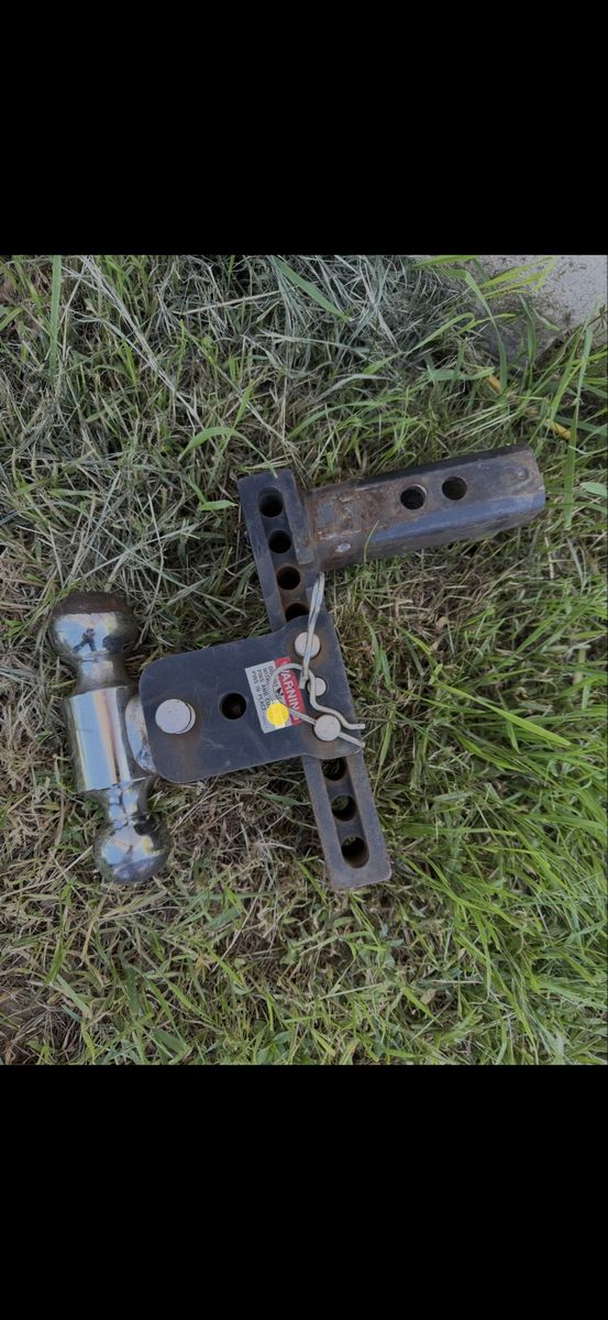 B&W drop hitch