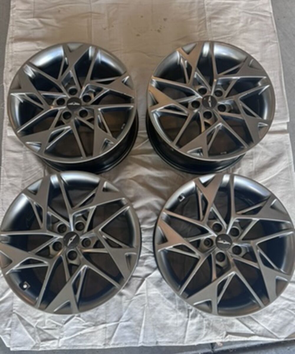 Set Of 4 2022/23 Genesis GV70 OEM 19 Wheels/Rims
