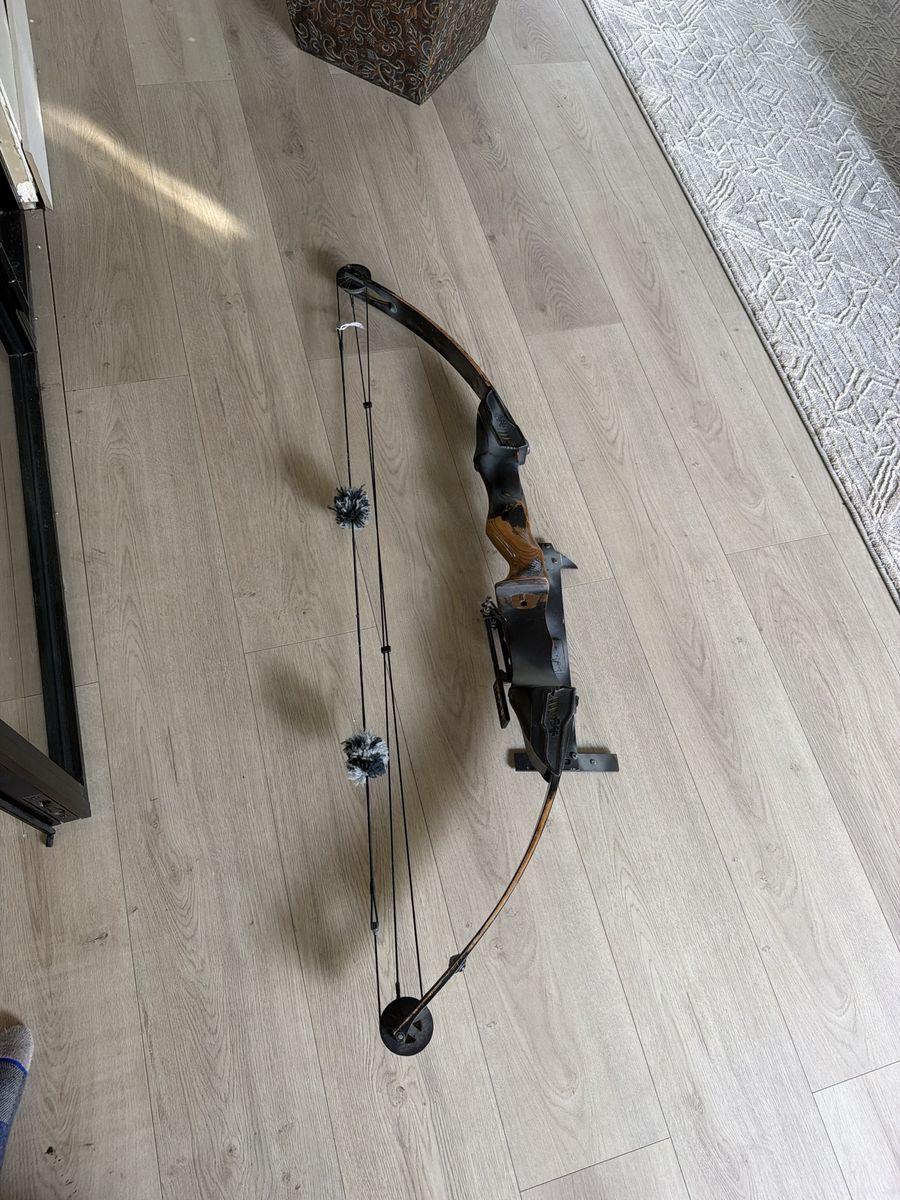 Compound Bow (left Handed)