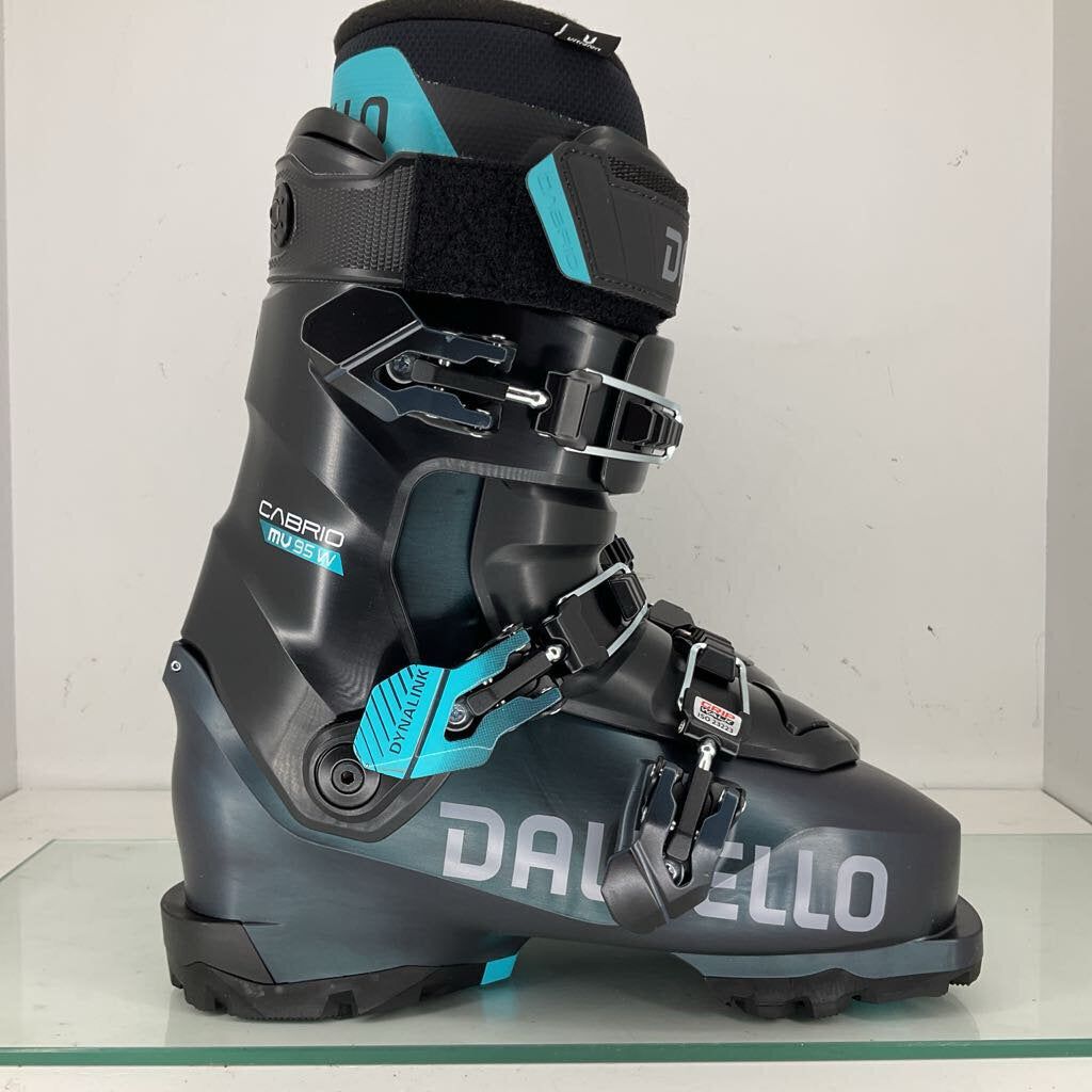 2027 Dalbello Women's Cabrio 95 MV GW *Floor Model*