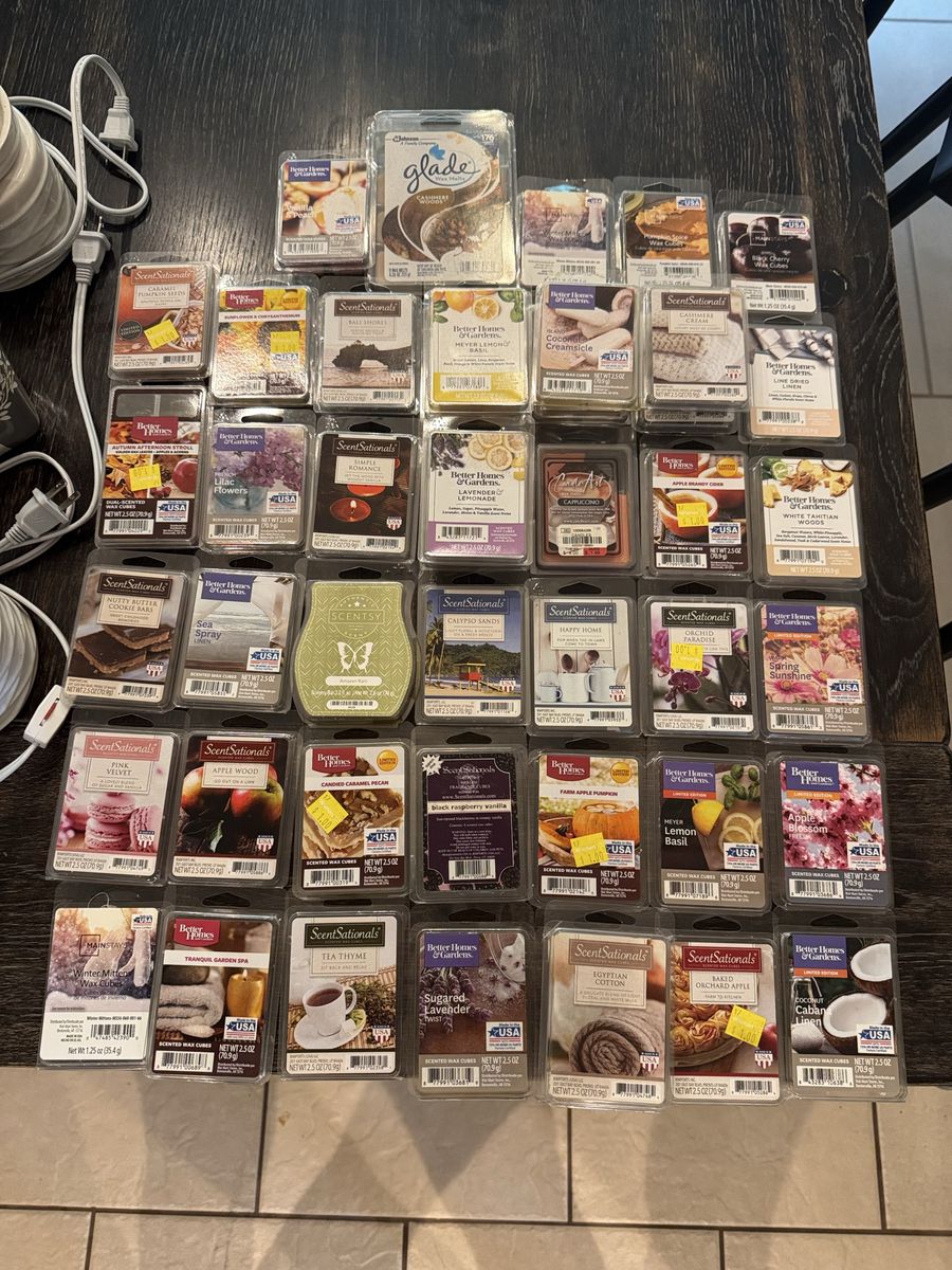 45 Wax melts and 5 warmers
