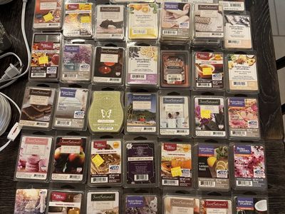 45 Wax melts and 5 warmers