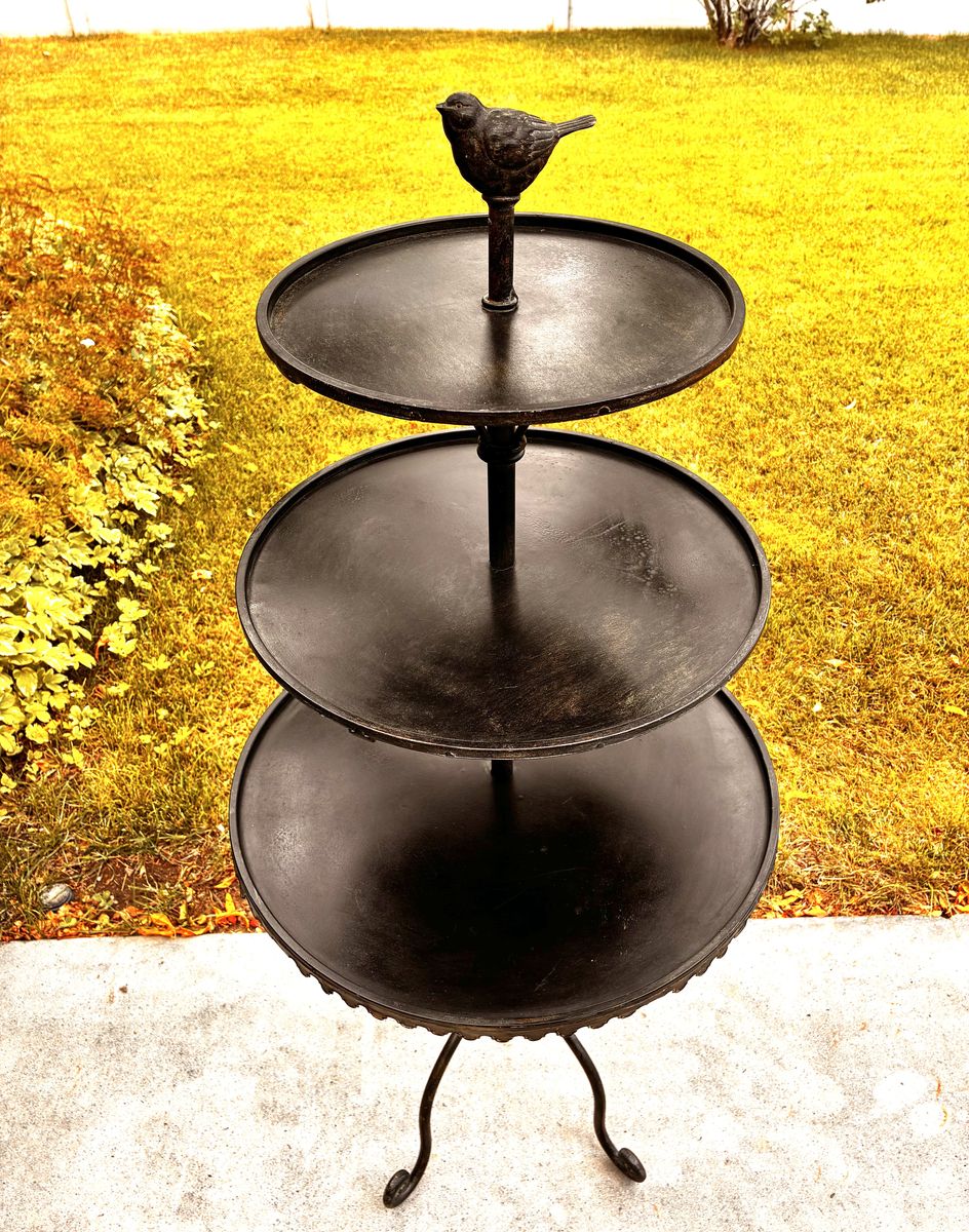 WROUGHT IRON 3 TIER DISPLAY STAND TABLE