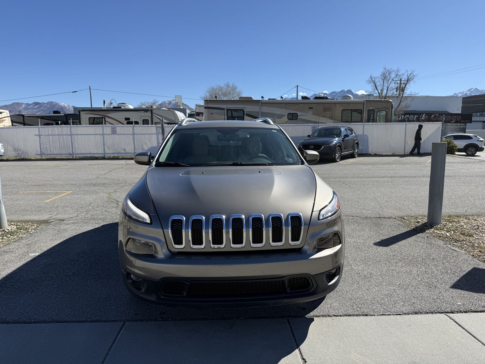 2017 Jeep Cherokee Sport