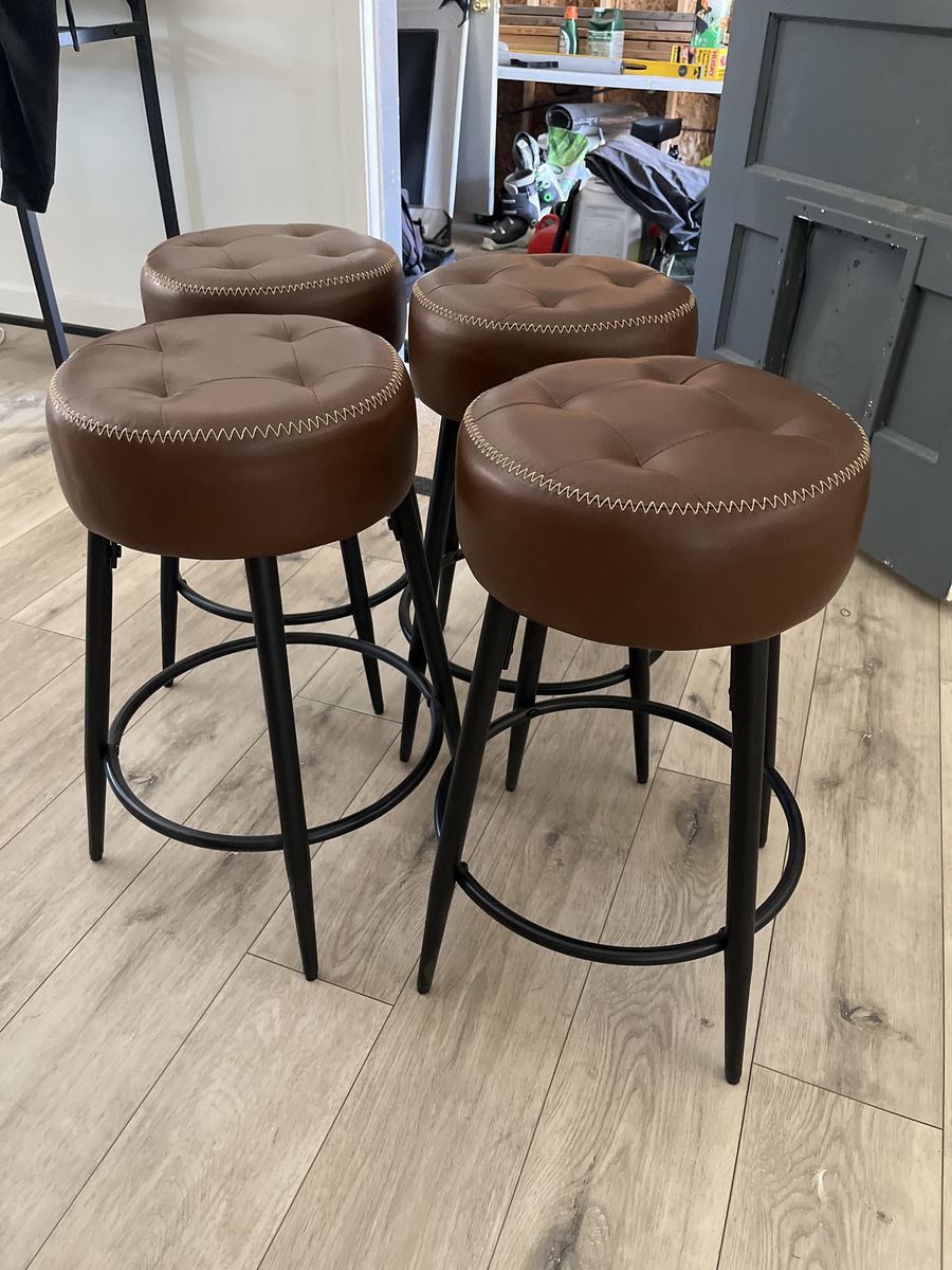 4x 25” Stools