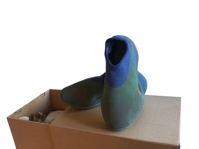 Yeezy Knit Runner Green Blue Slip-On Shoes Men's size 11