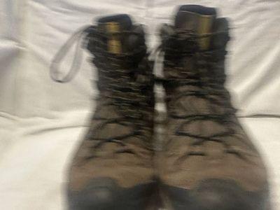 Salomon men’s size 13 Gore-Tex mid hiking boots