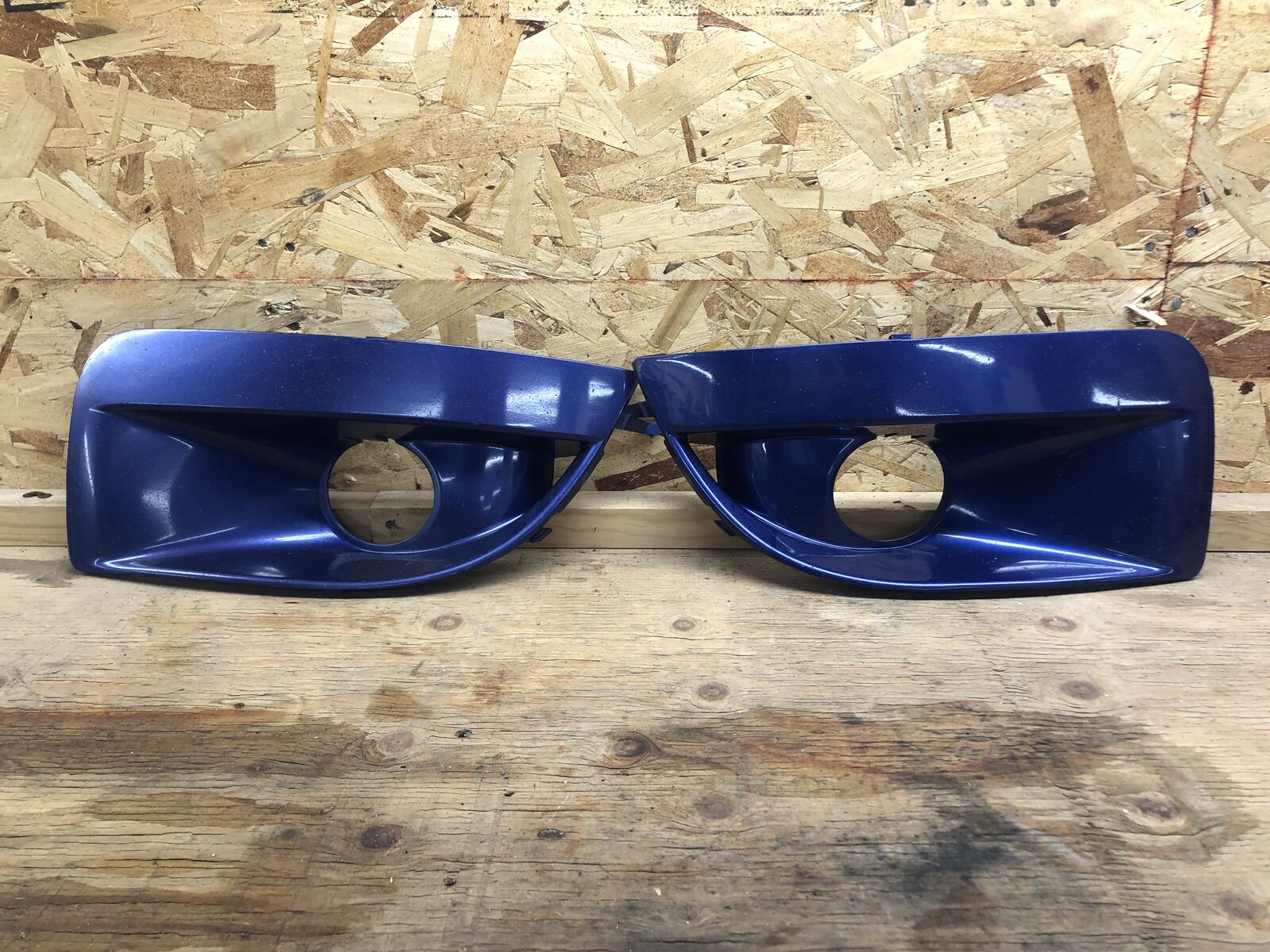 04/05 Subaru WRX STi GD Fog Light Bezel Covers WRB Blue