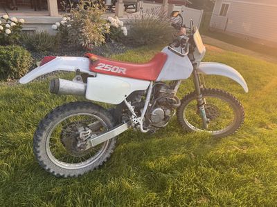 Honda XR250R four stroke