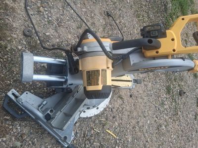 old dealt compound miter saw