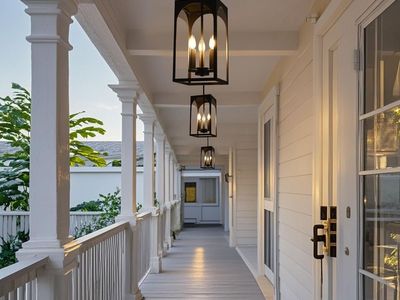 VINLUZ Modern Oil Rubbed Bronze Chandelier 3 Light Dining Room Light Fixture with Clear Glass Shade Industrial Outdoor Pendant