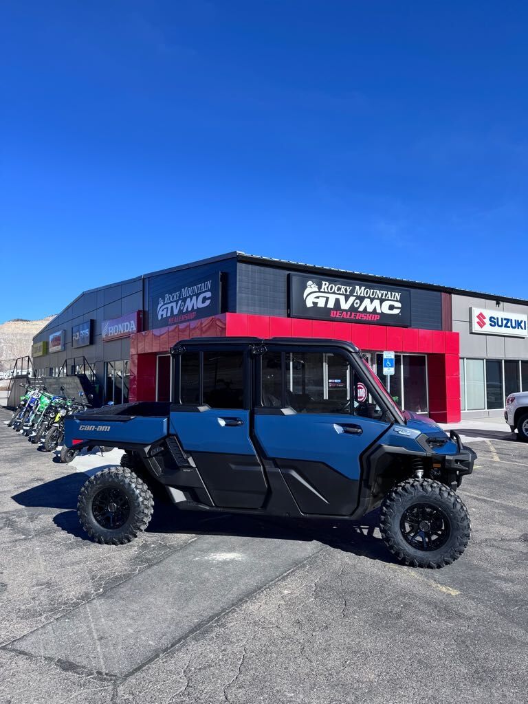 2026 Can-Am Defender MAX Limited HD11