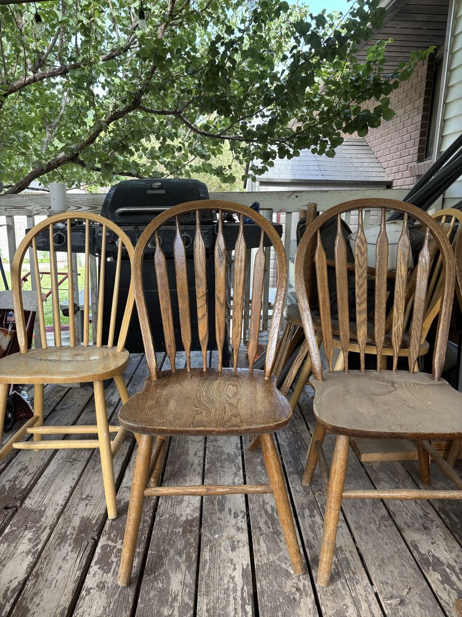 Wood Windsor Style Spindle Back Dining Chairs - Set of 7  Rustic Oak Finish