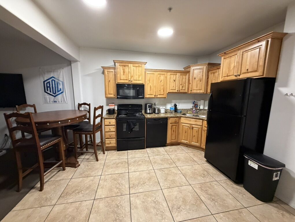 Private Room At Alpine Village (BYU/UVU)