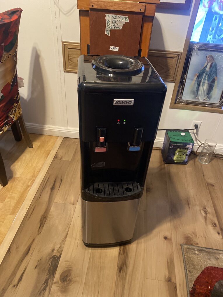 Dispenser Of Water Work Yess Hot Cool Water L