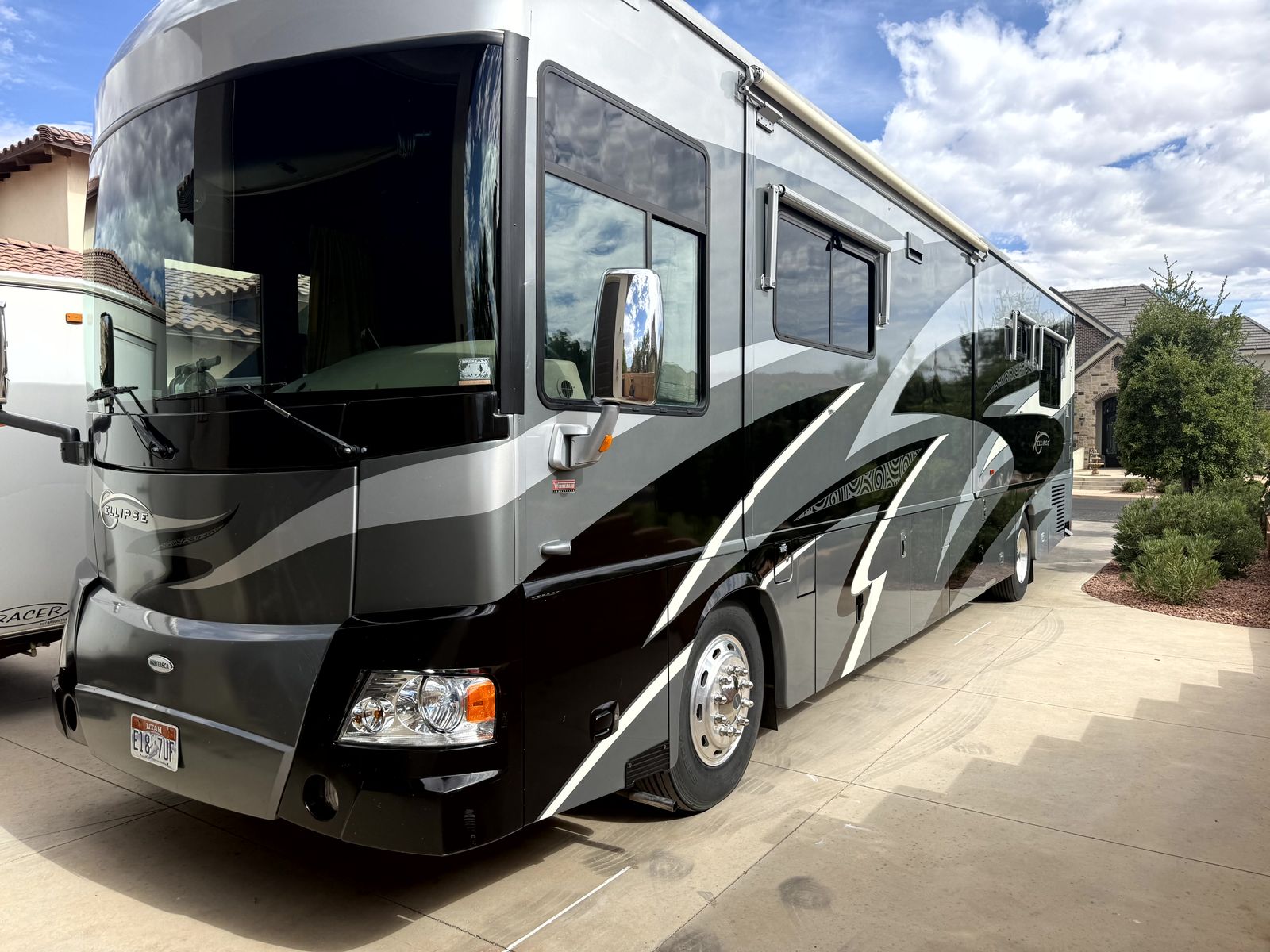 By original owner, 2008 Itasca Ellipse WD (aka Winnebago Tour), 46,900 miles