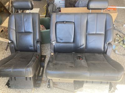 07-14 Tahoe/yukon 2nd Row