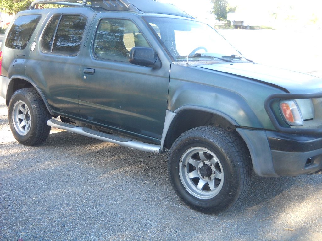 2000 Nissan Xterra SE