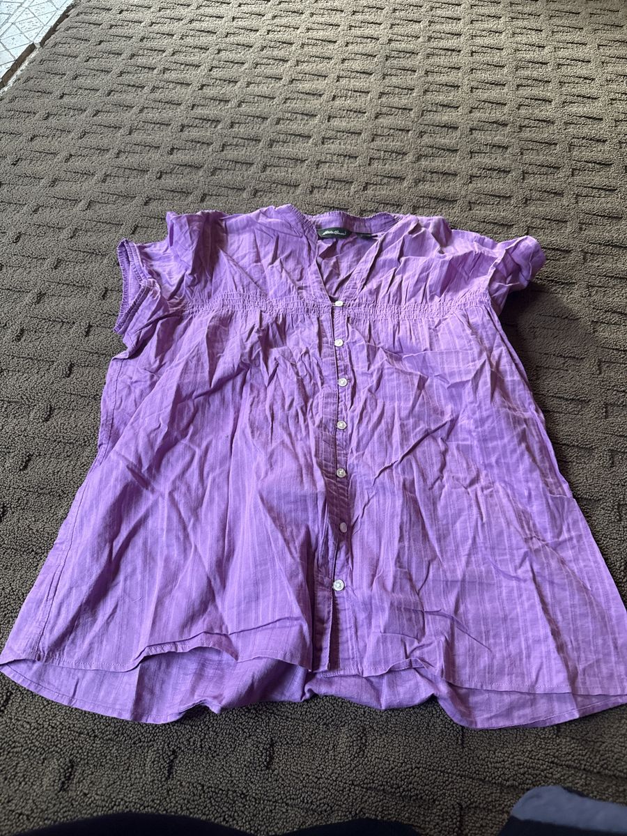 Eddie Bauer Women's Purple V-Neck Button-Front Tunic Blouse, Size Medium