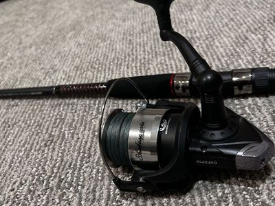Shakespeare Ugly Stik GX2 7ft Medium Heavy Action Catfishing Fishing Rod & Reel Combo