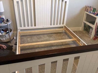 Delta Convertible Crib / Bed Combo