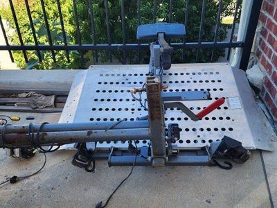 Broken Silver Star Wheelchair Lift (bad motor, lots of metal)
